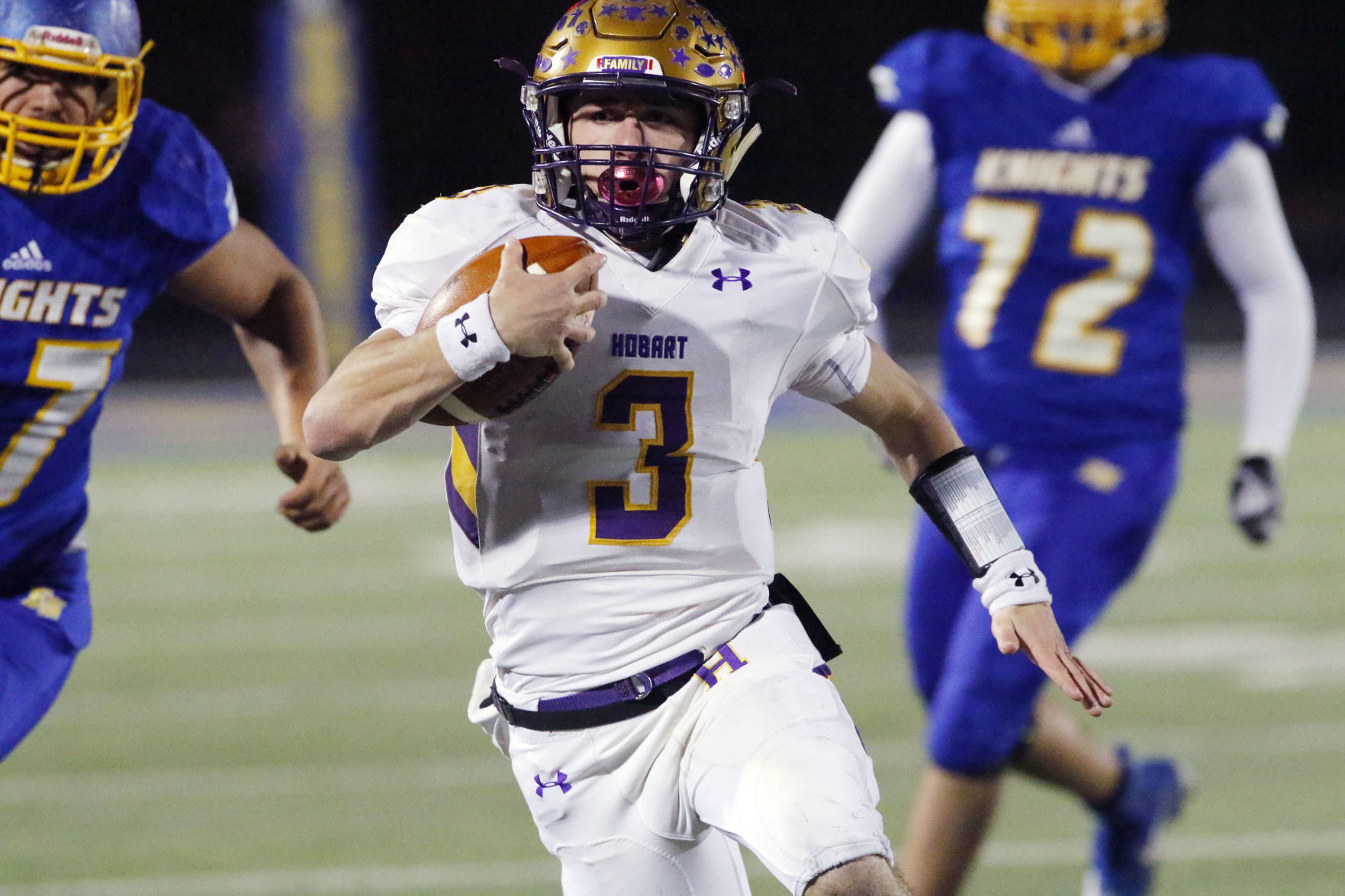 Riley Johnston, Hobart, football